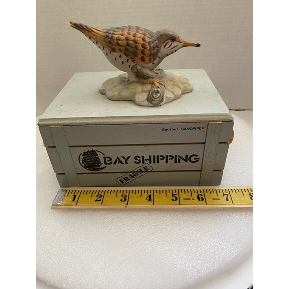 Wooden Trinket Box Marked Bay Shipping w/ Ceramic Spotted Sandpiper Bird on Top - Picture 12 of 14